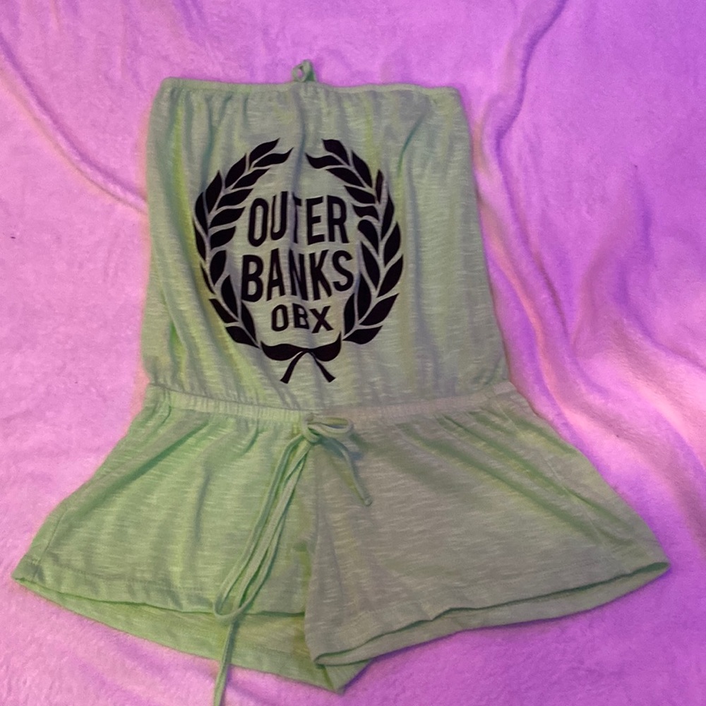 never worn. perfect condition